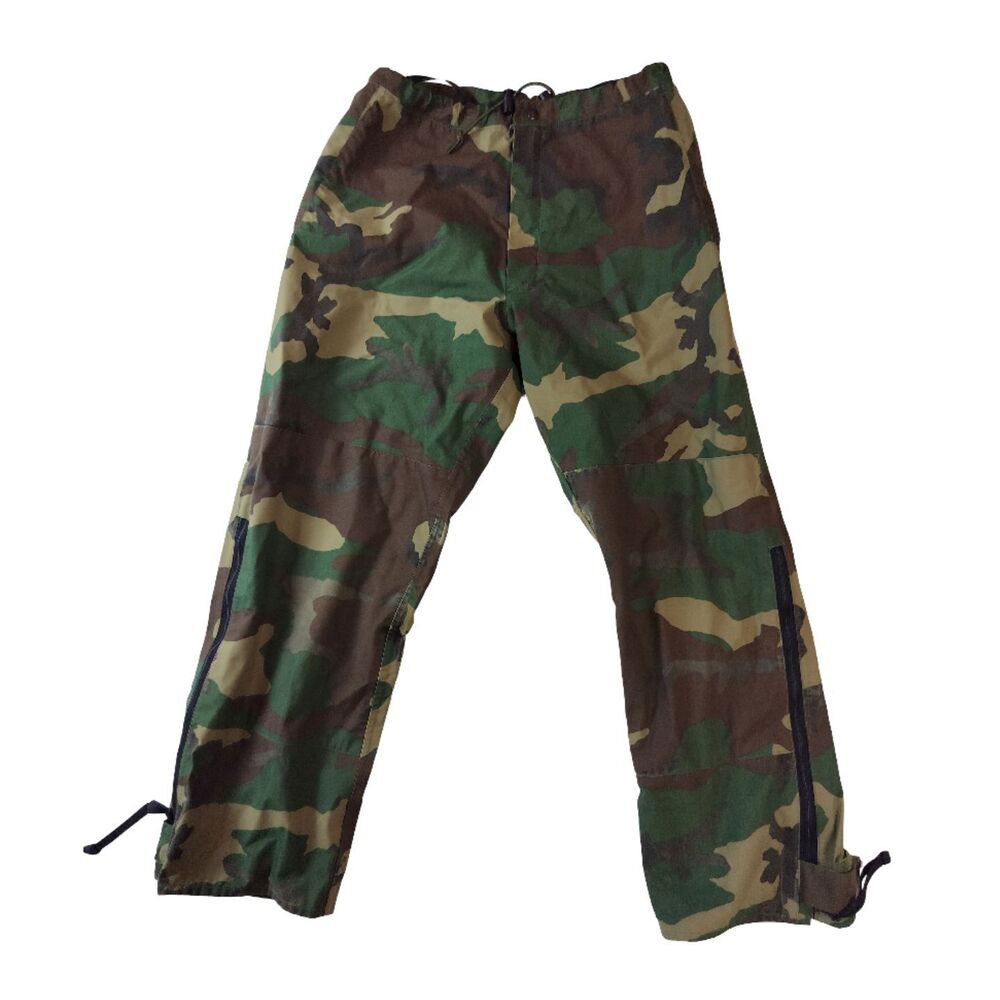 Men's US Government Issue Gore-Tex Cold Weather / Rain Pants. Hunting Outdoors